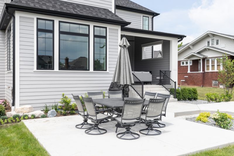 Patio Pouring detail